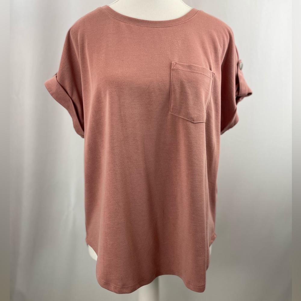 *3/$15* Cable & Gauge Studio Short Sleeve T-Shirt Blouse, Medium (M)